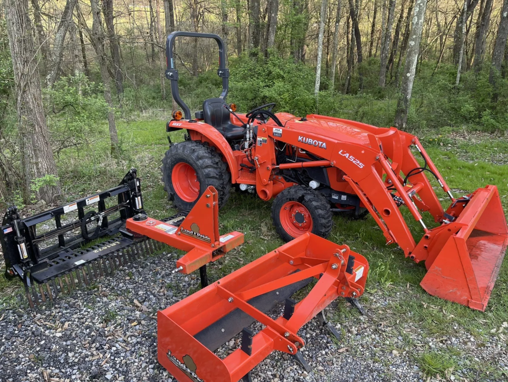 2020 Kubota L3301HST Tractor W Attachments