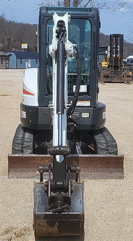 2016 Bobcat E26