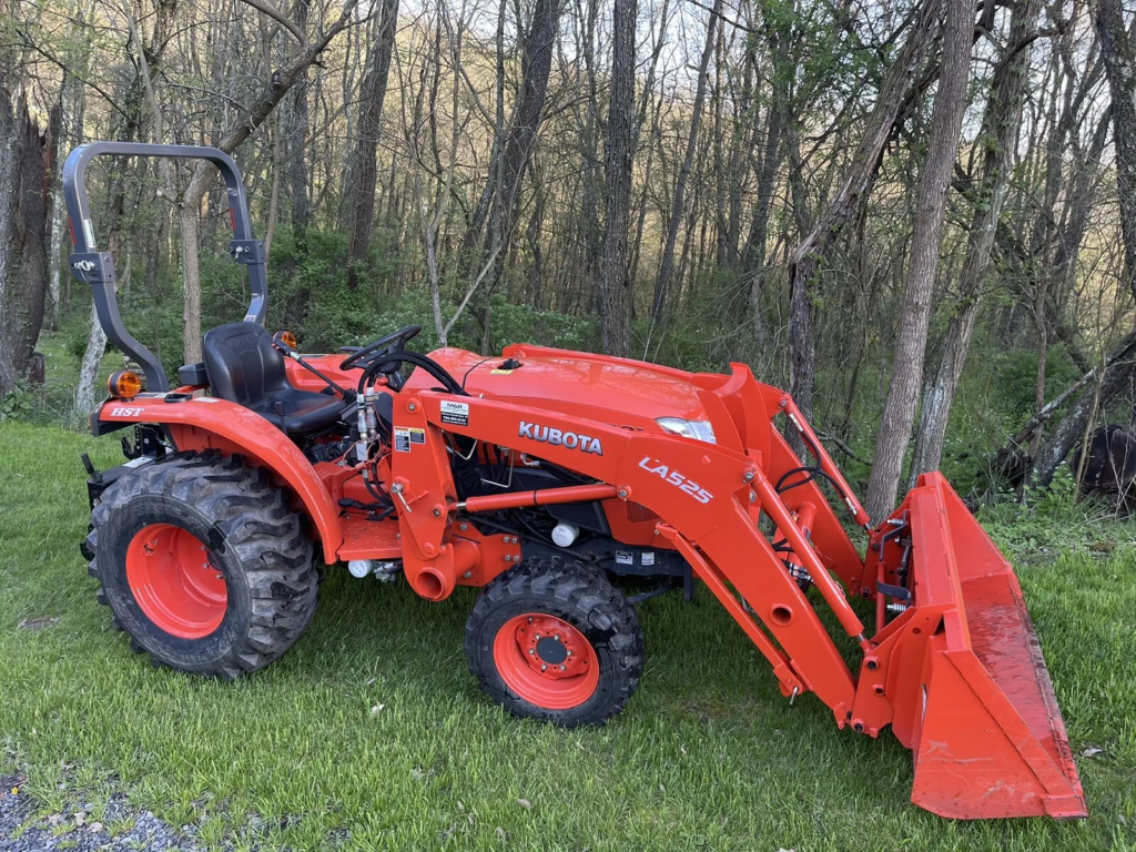 2020 Kubota L3301HST Tractor W Attachments