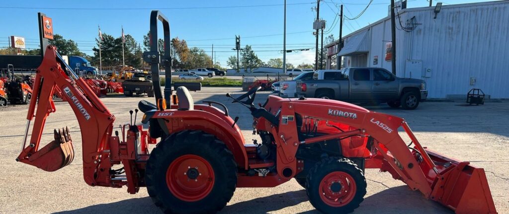 2018 Kubota L3301HST