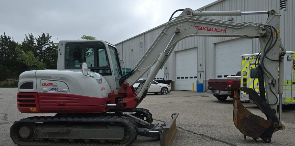 2014 Takeuchi TB290