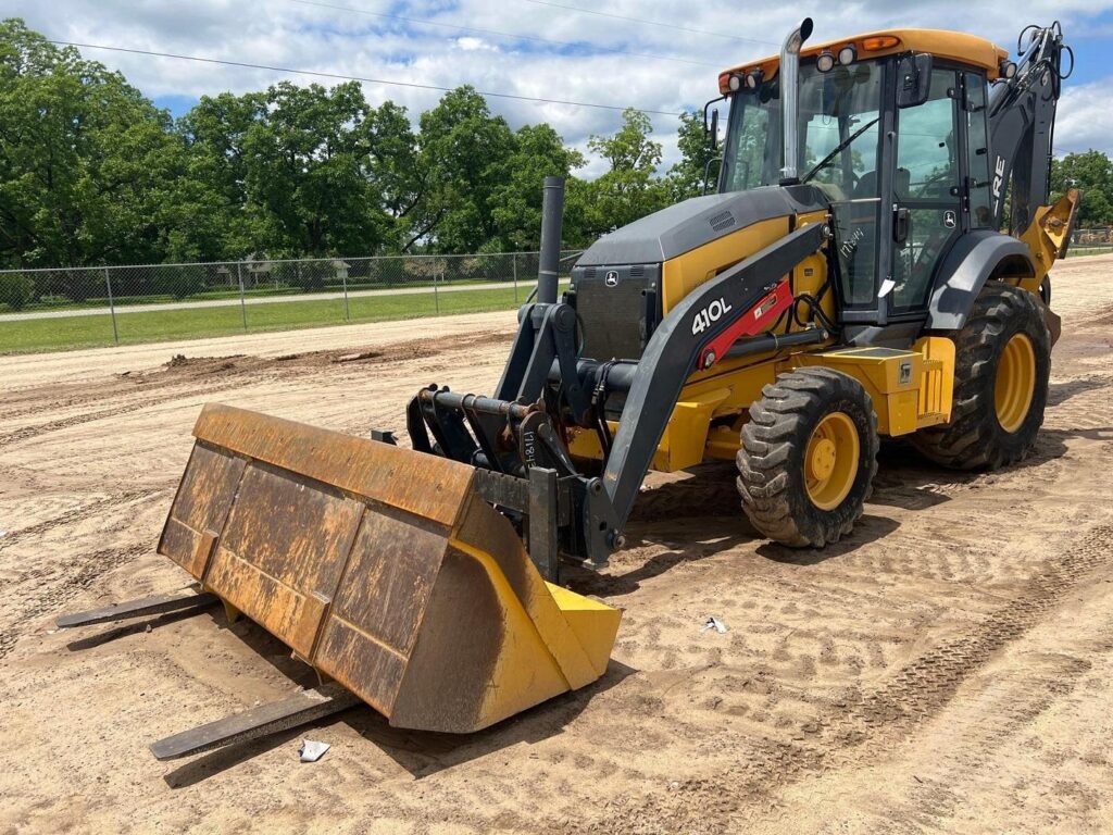 2019 DEERE 410L