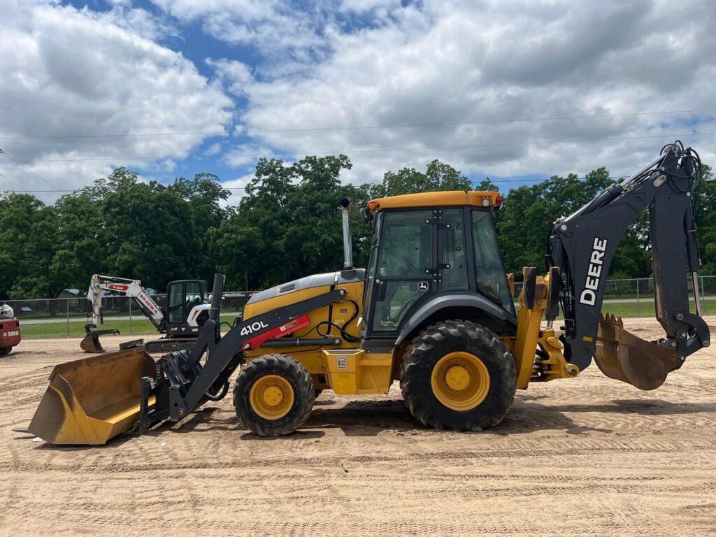 2019 DEERE 410L