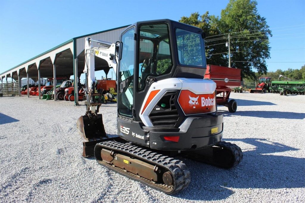 2019 BOBCAT E35