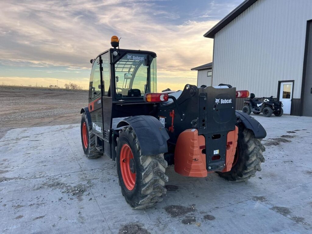 2019 BOBCAT V723