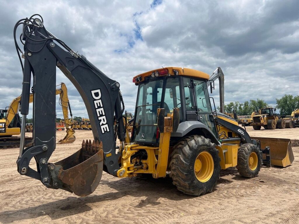 2019 DEERE 410L